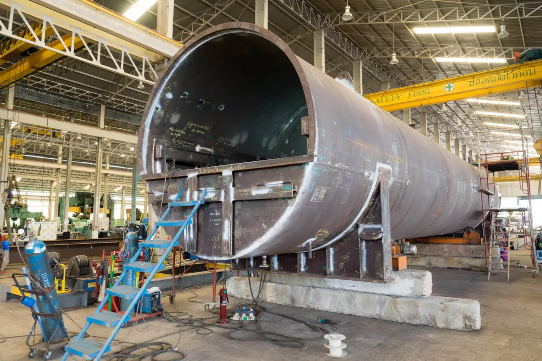 Top 10 Facts About the Vessels Fabricator